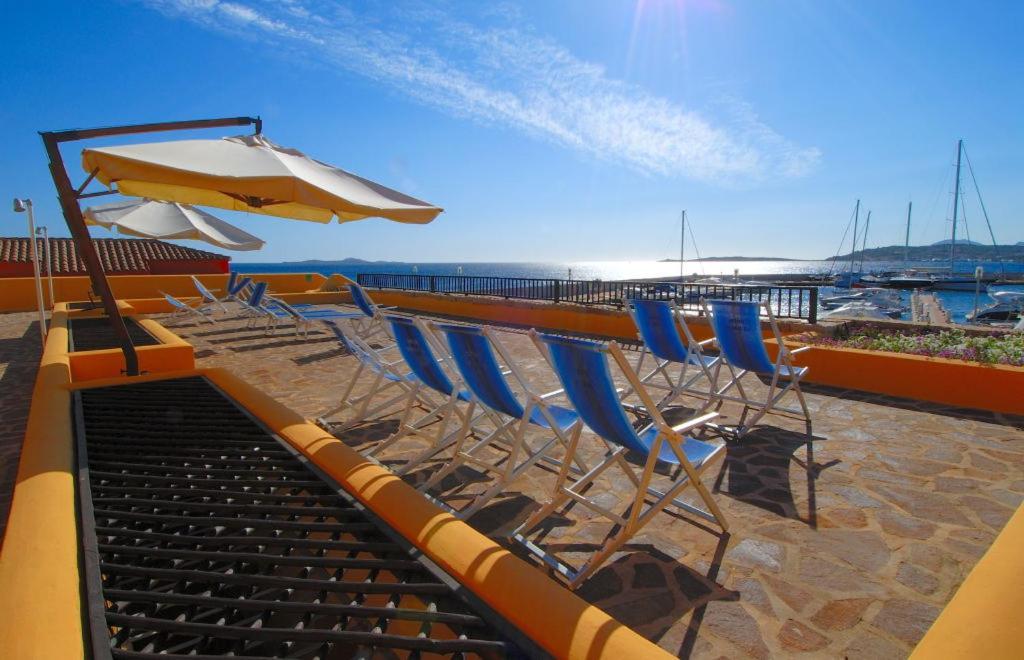 Le Sirene Hotel Portisco Buitenkant foto