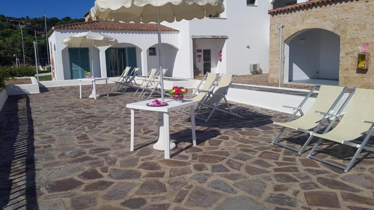 Le Sirene Hotel Portisco Buitenkant foto