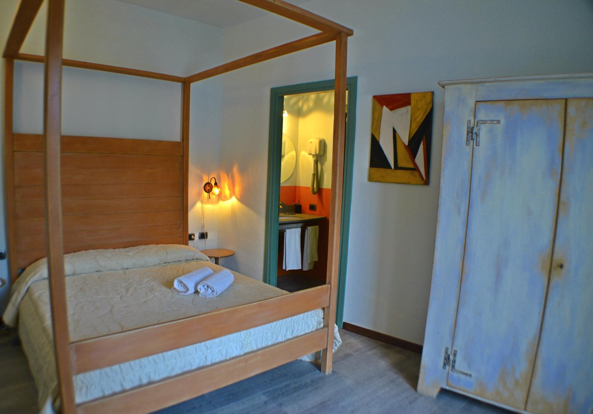 Le Sirene Hotel Portisco Buitenkant foto