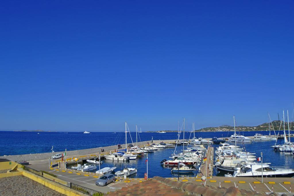 Le Sirene Hotel Portisco Kamer foto