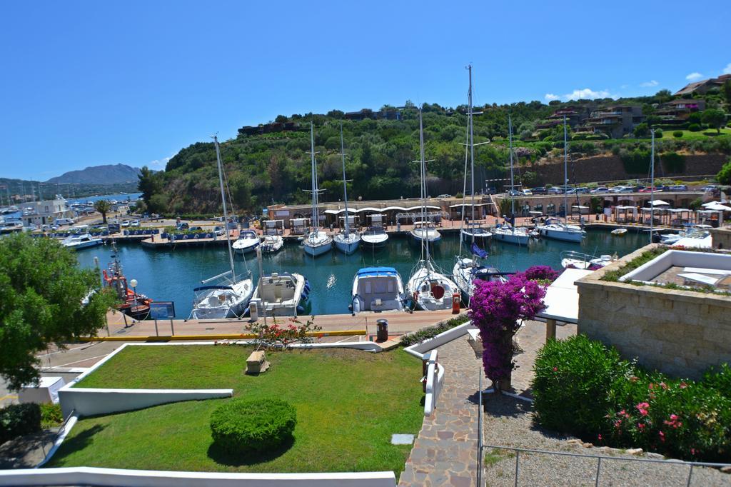 Le Sirene Hotel Portisco Buitenkant foto